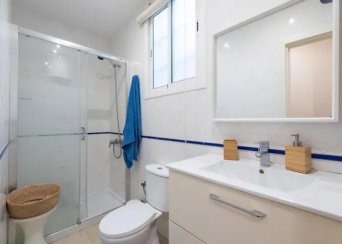 Charming 2 Apartment, 3 Beds-10 Min Walk To Canteras * 라스팔마스