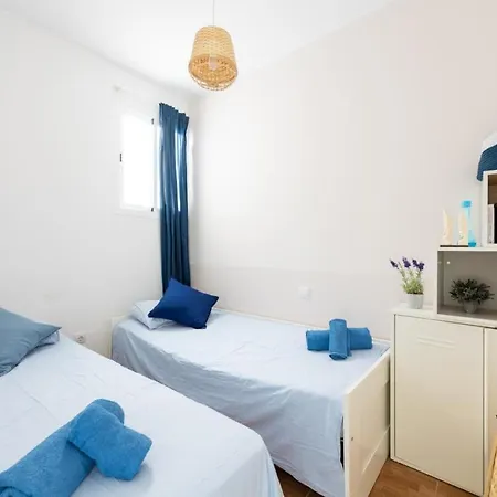 Charming 2 Apartment, 3 Beds-10 Min Walk To Canteras Apartment Las Palmas de Gran Canaria