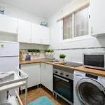 Charming 2 Apartment, 3 Beds-10 Min Walk To Canteras