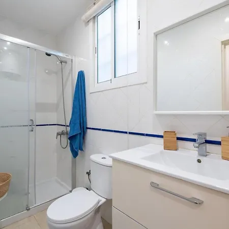 Charming 2 Apartment, 3 Beds-10 Min Walk To Canteras * Las Palmas de Gran Canaria