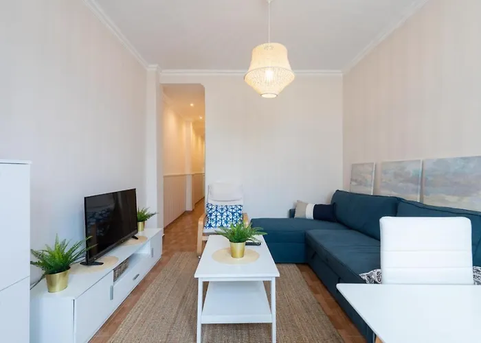 Charming 2 Apartment, 3 Beds-10 Min Walk To Canteras *