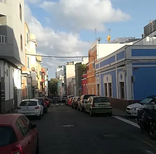 Charming 2 Apartment, 3 Beds-10 Min Walk To Canteras Appartement