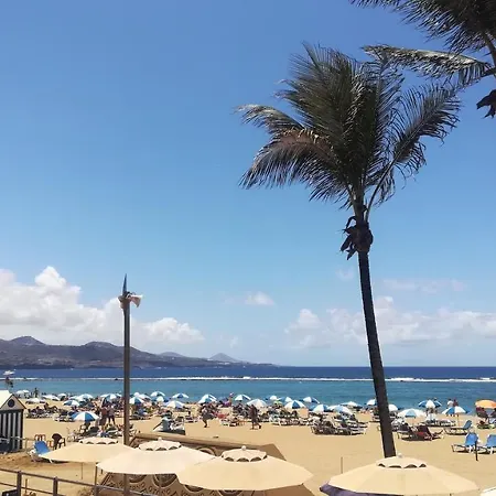 Charming 2 Apartment, 3 Beds-10 Min Walk To Canteras